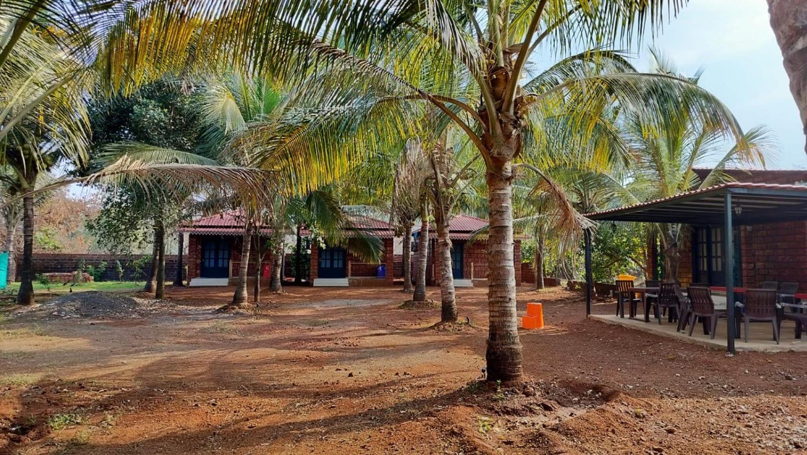 Saka Kadams Home Stay Guhāgar Kültér fotó